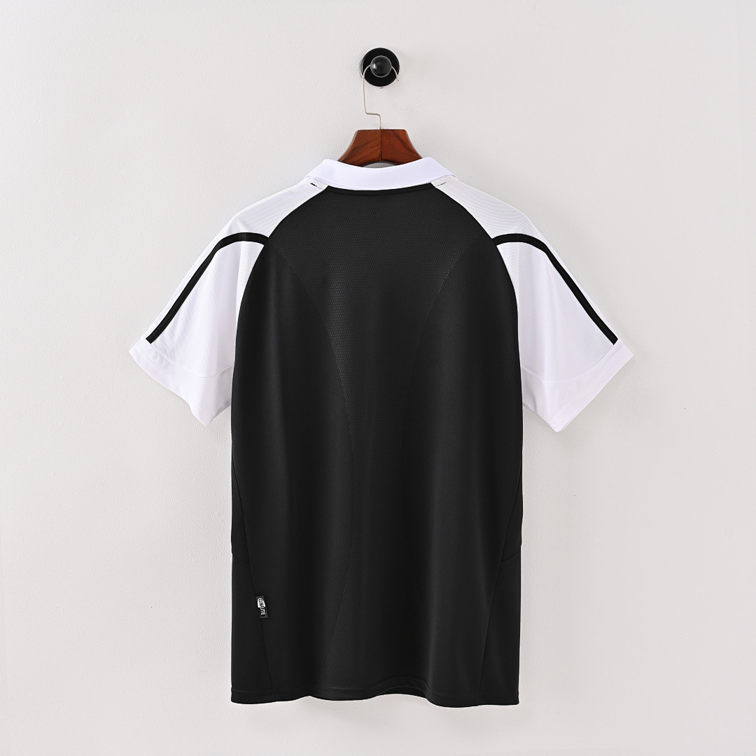 01-02 Real Madrid home court - immagine 2