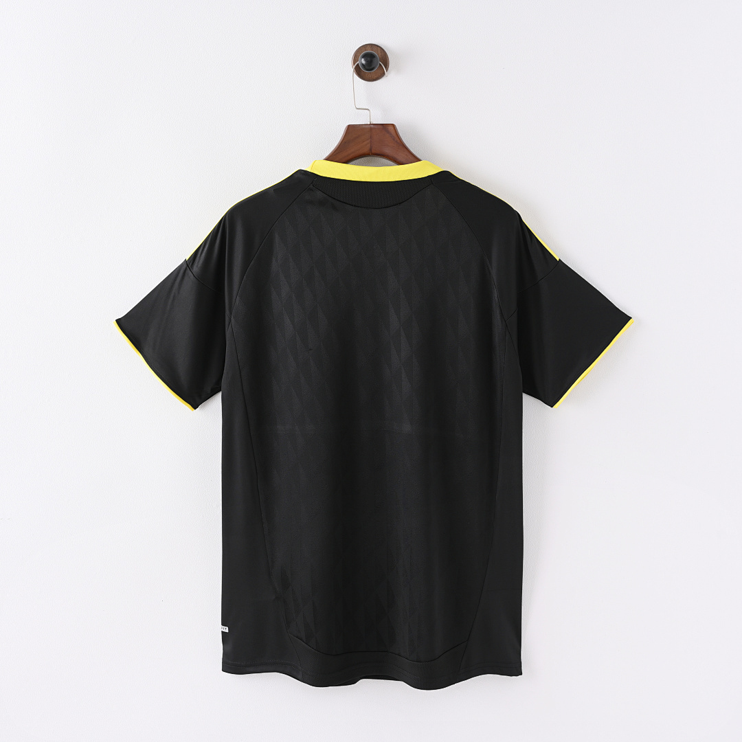 10-11 Liverpool second guest - Image 2