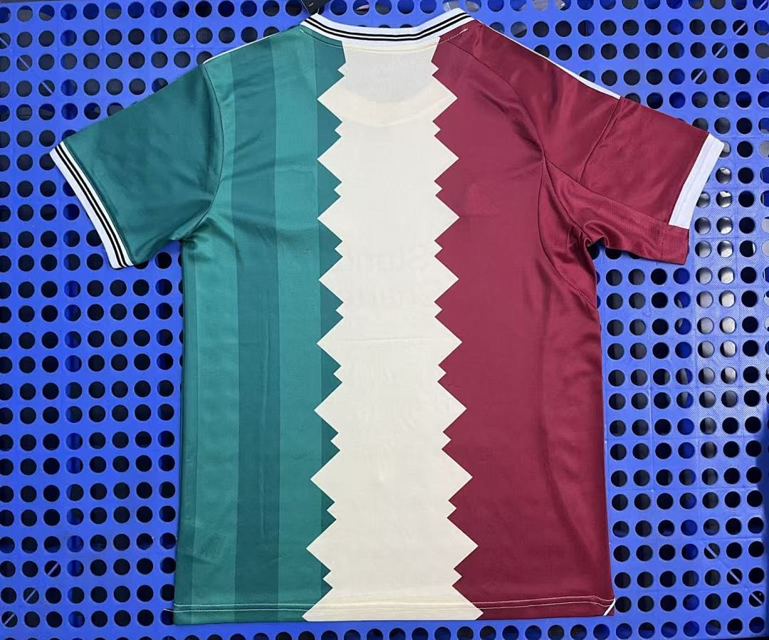 2025 Liverpool Tricolor Special Edition - immagine 2