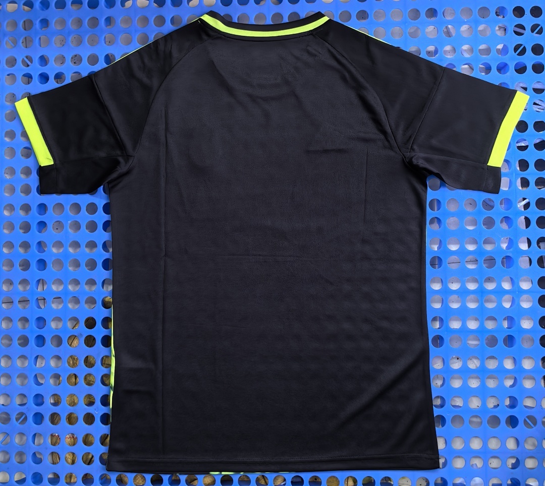 2025 Real Madrid Fluorescent Green Rose Snake Special Edition - Image 2