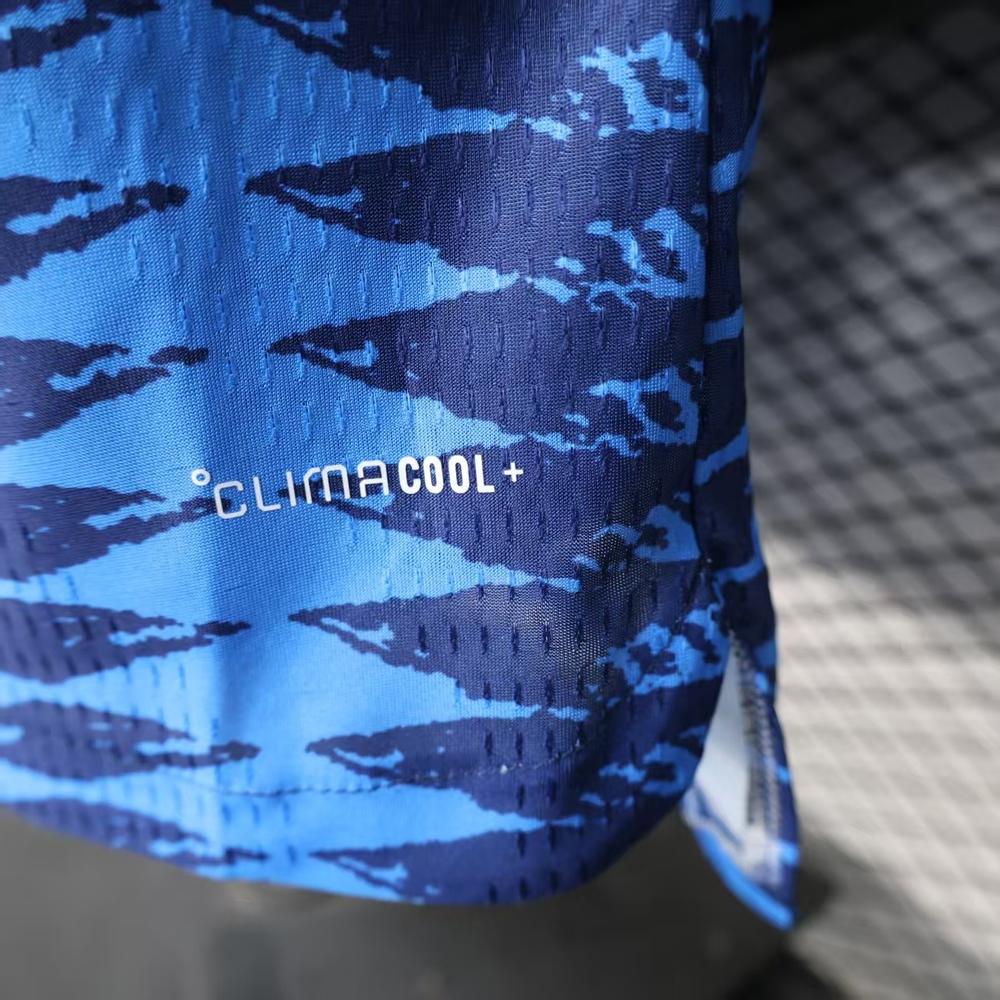 Players: 26 Colombia Away - Image 3