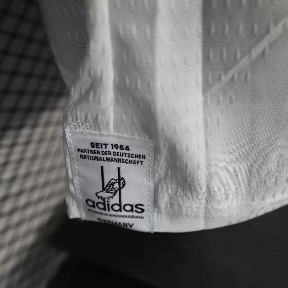 Player: 26 German main long sleeves - immagine 3