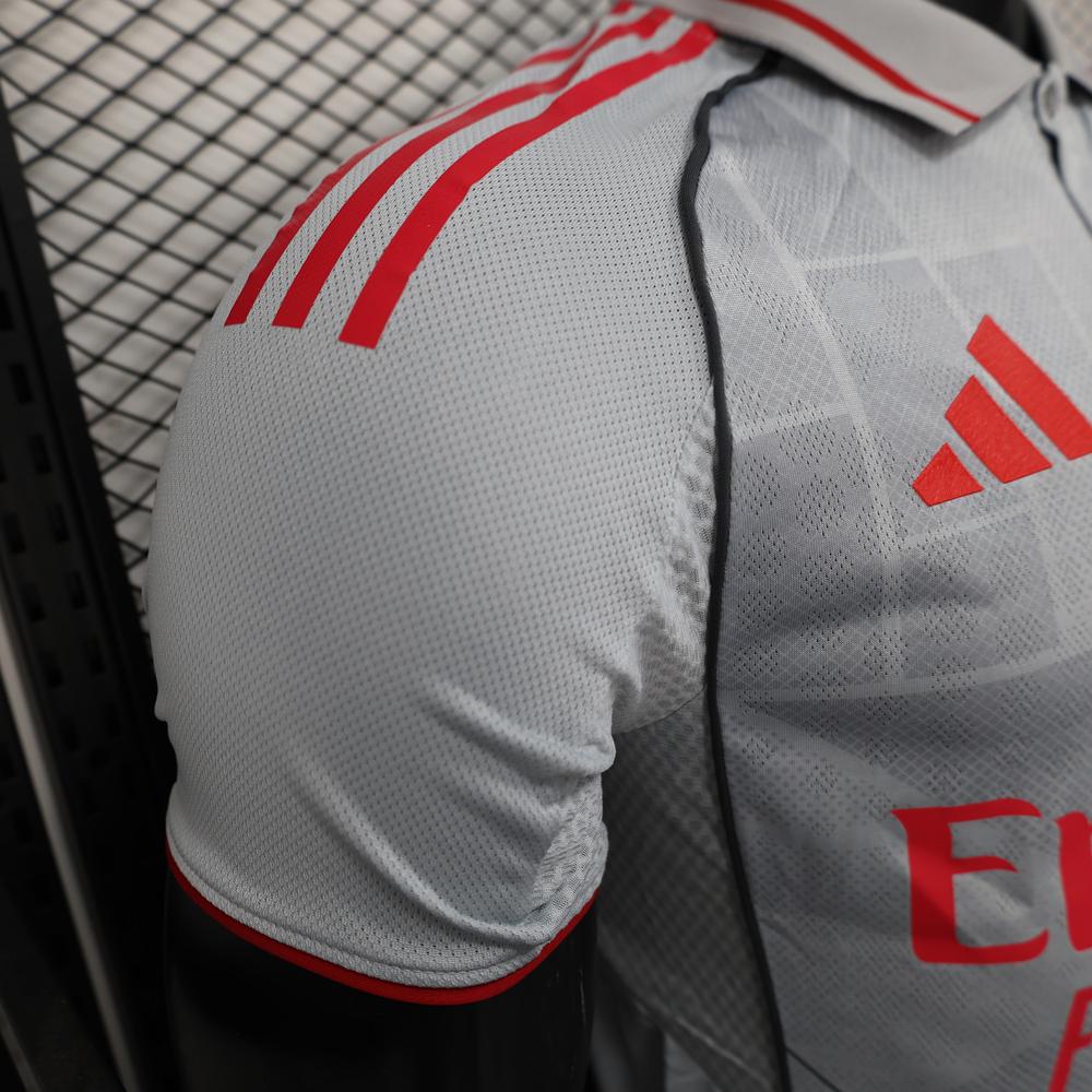 Players: 25-26 Lyon second guest - immagine 3