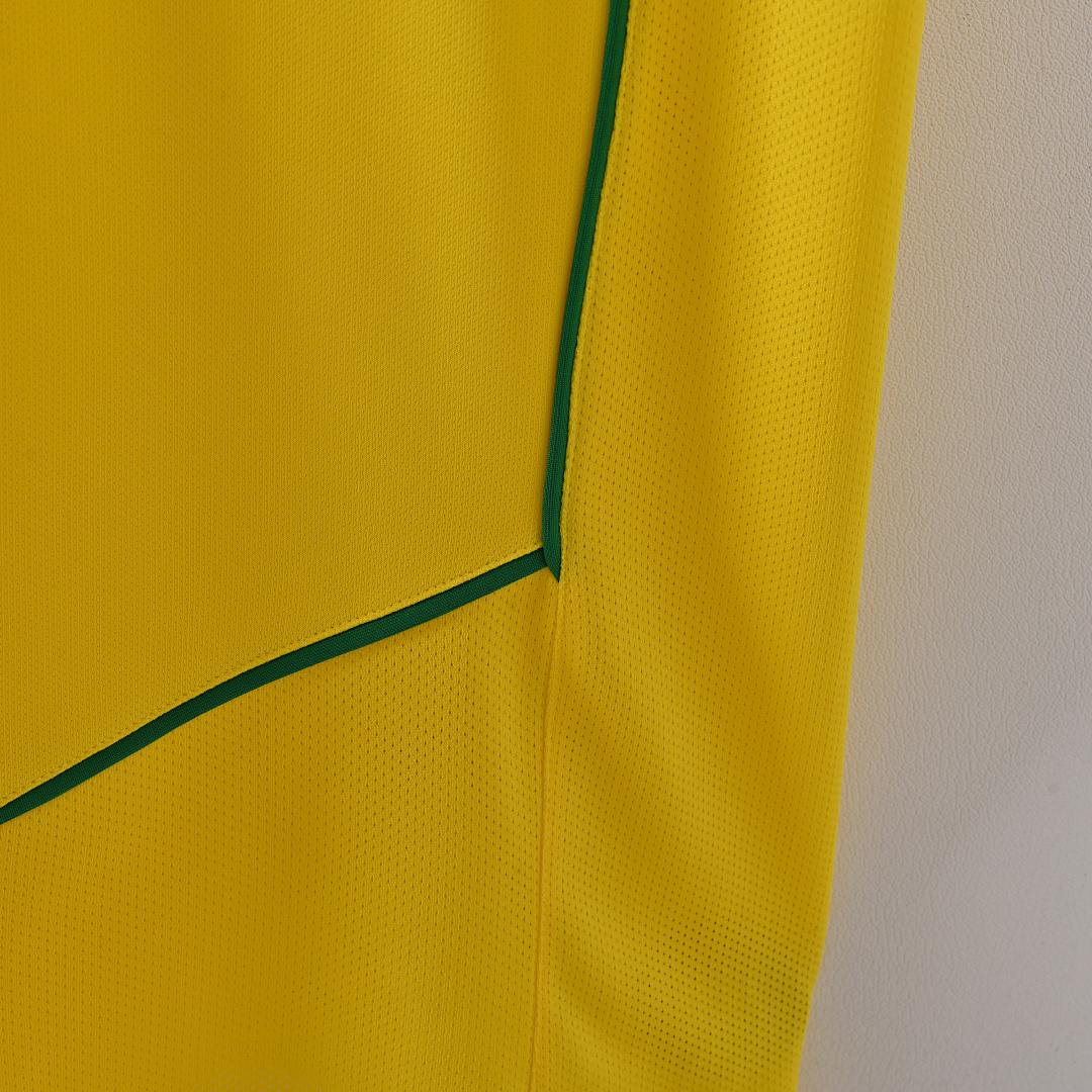 2004 Brazil home game - Image 3