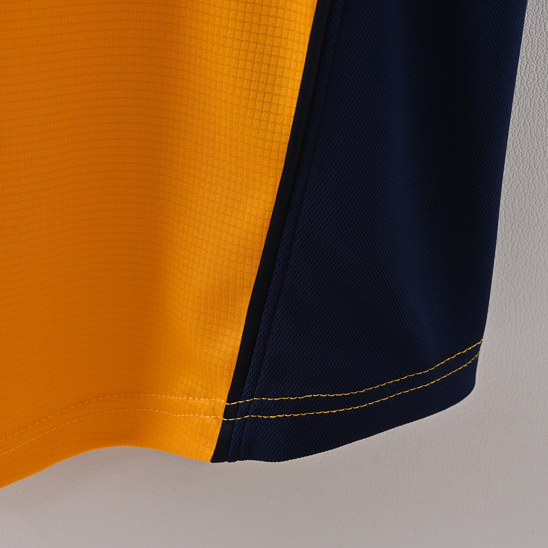 00-01 Liverpool second guest - immagine 3