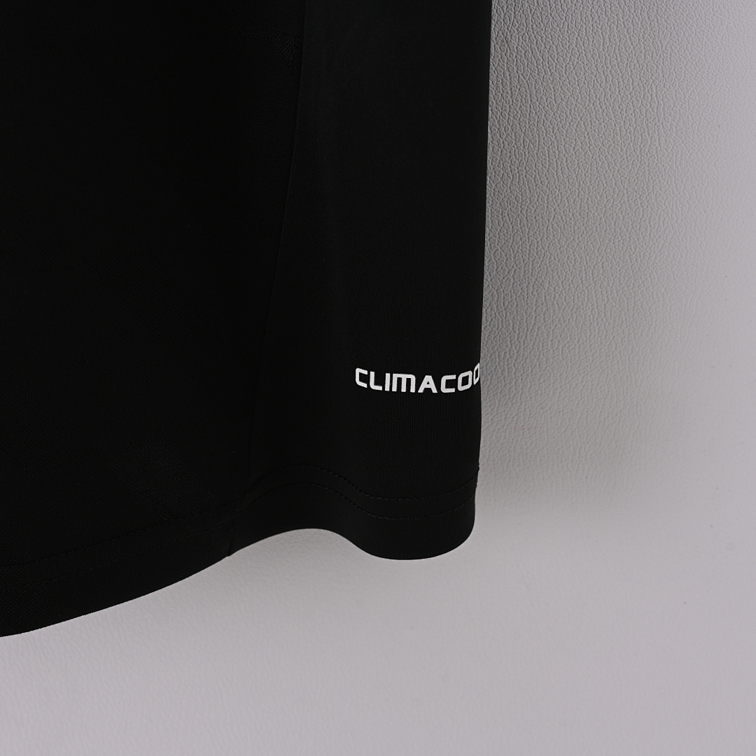 11-12 Real Madrid away - Image 3