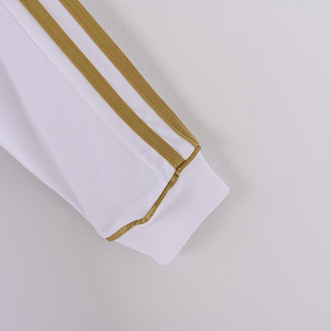 11-12 Real Madrid host - immagine 3