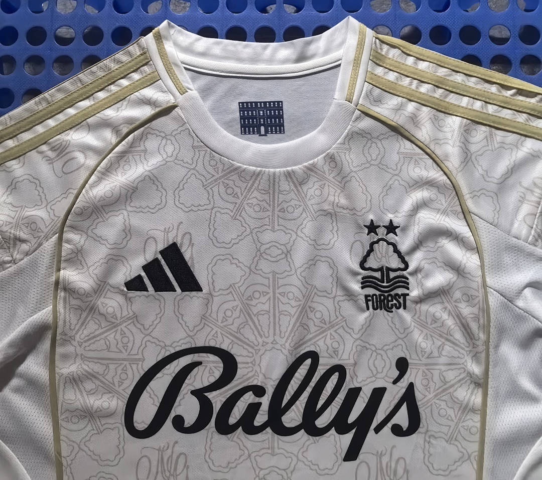 2025 Nottingham Forest Away - immagine 3