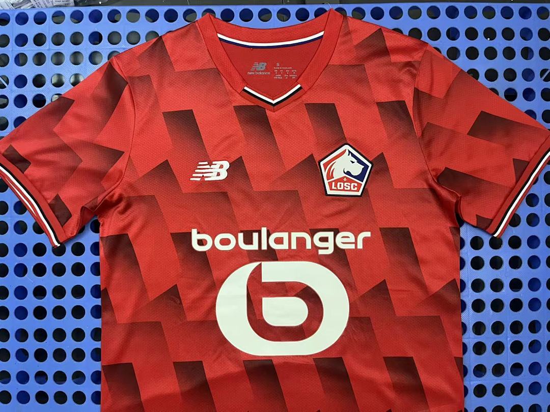 2025 Lille home game - Image 3