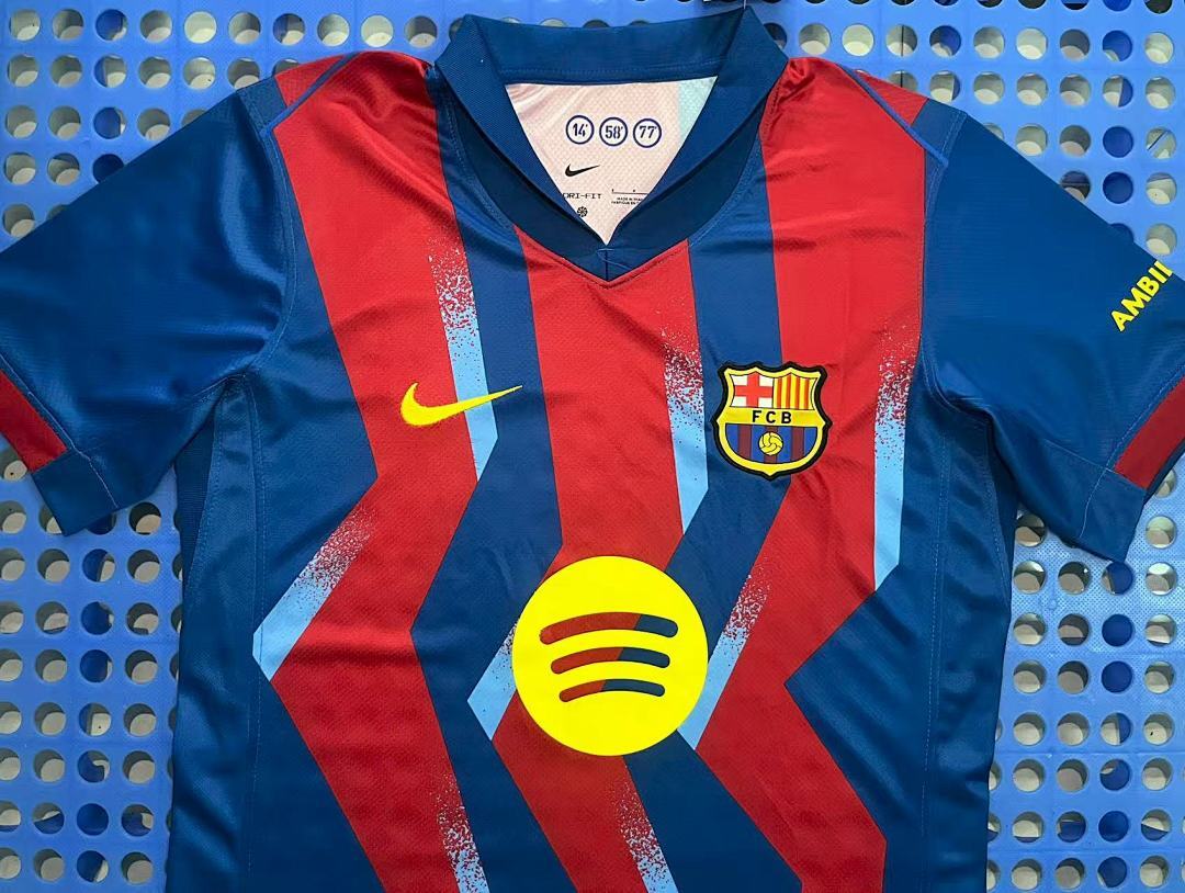 2025 Barcelona Three Guests - Image 3