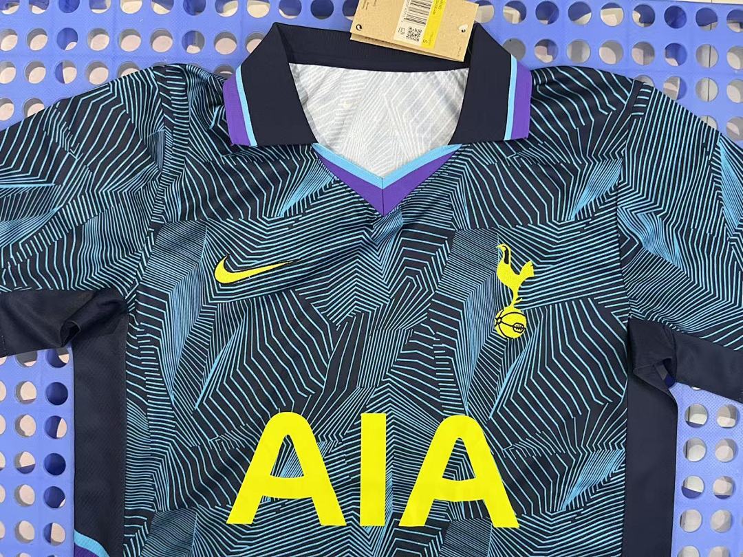 2025 Tottenham Hotspur Pre-match Training Wear - Image 3