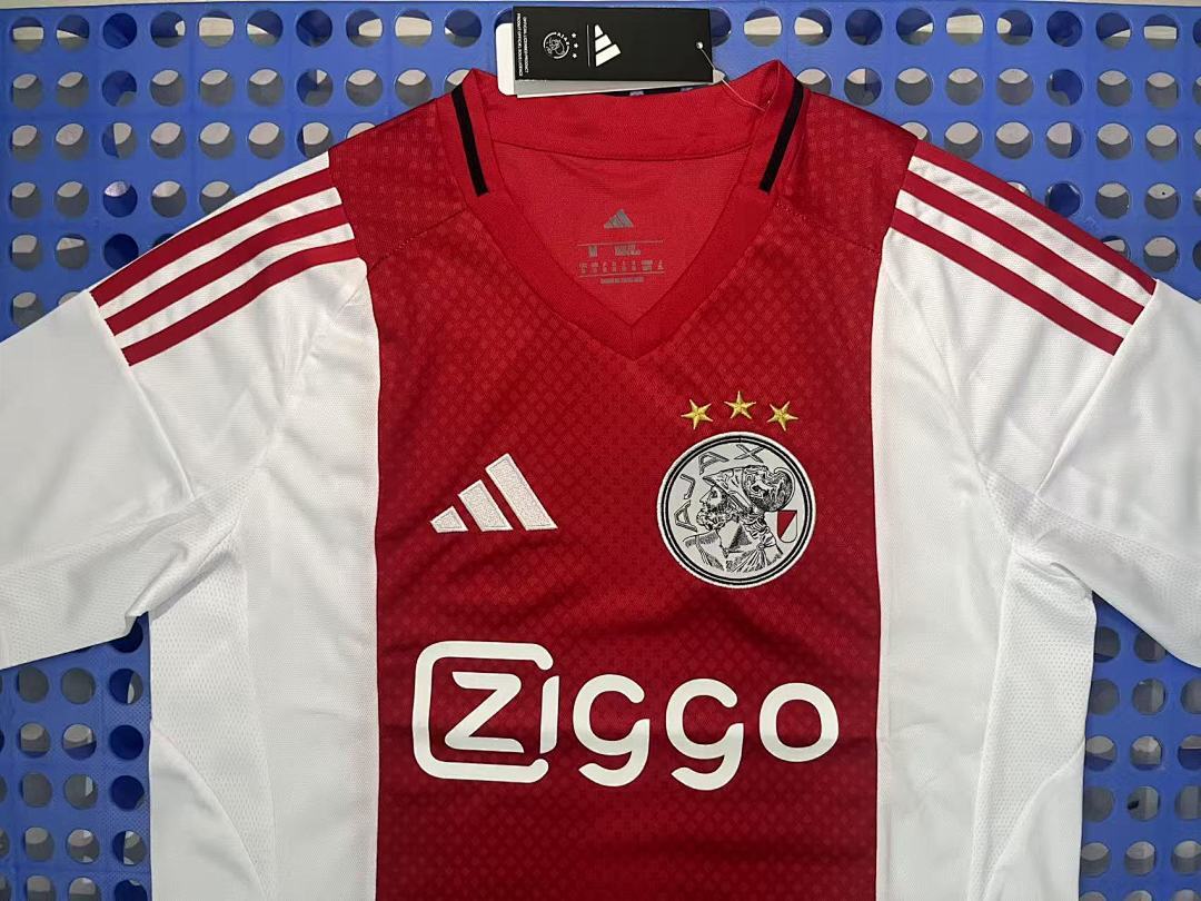 2025 Ajax home stadium - Image 3
