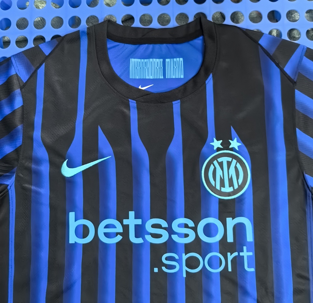 2025 Inter Milan home stadium with advertising - immagine 3