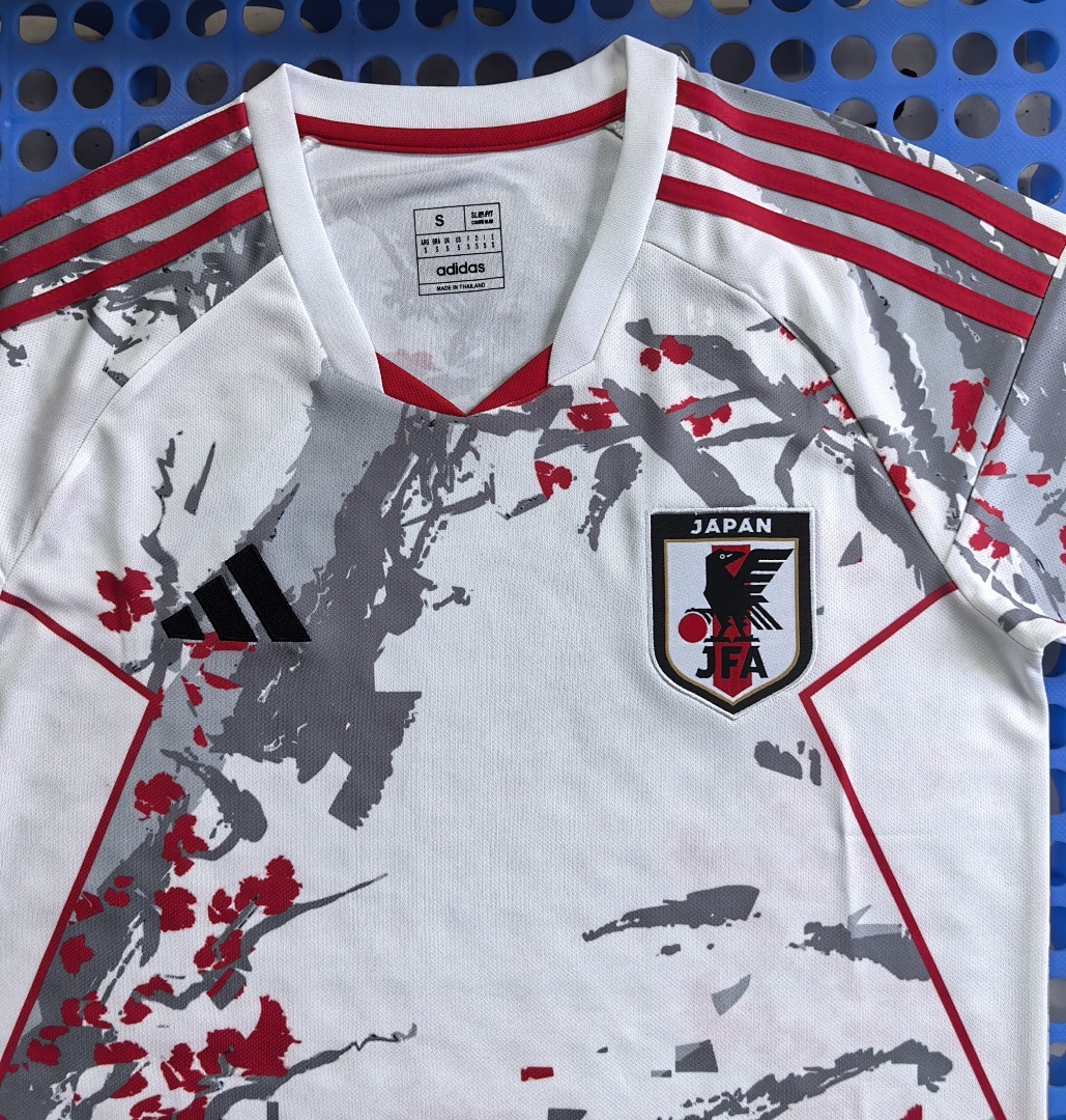 2024 Japanese ink plum blossom version white - immagine 3