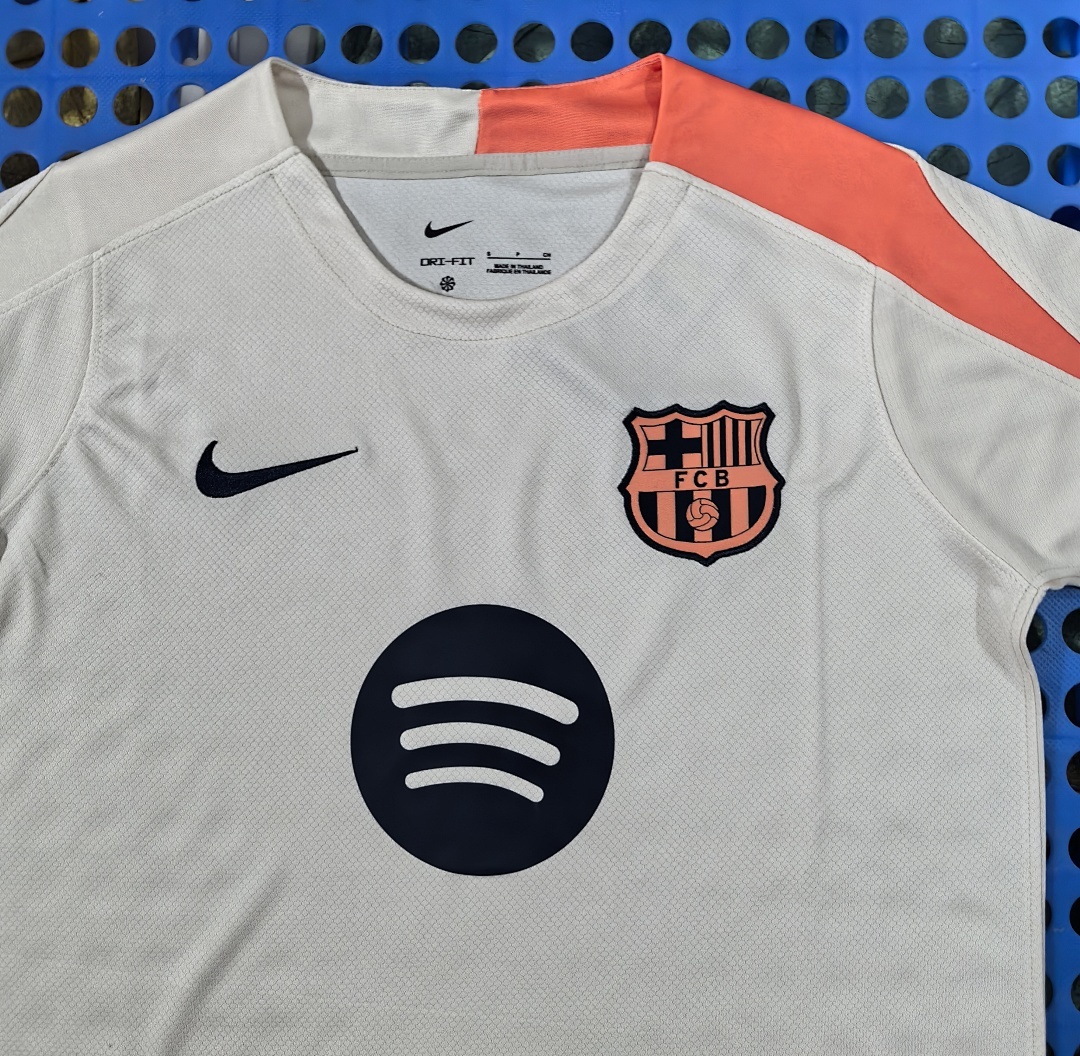 2025 Barcelona khaki pre-match training uniform - Image 3