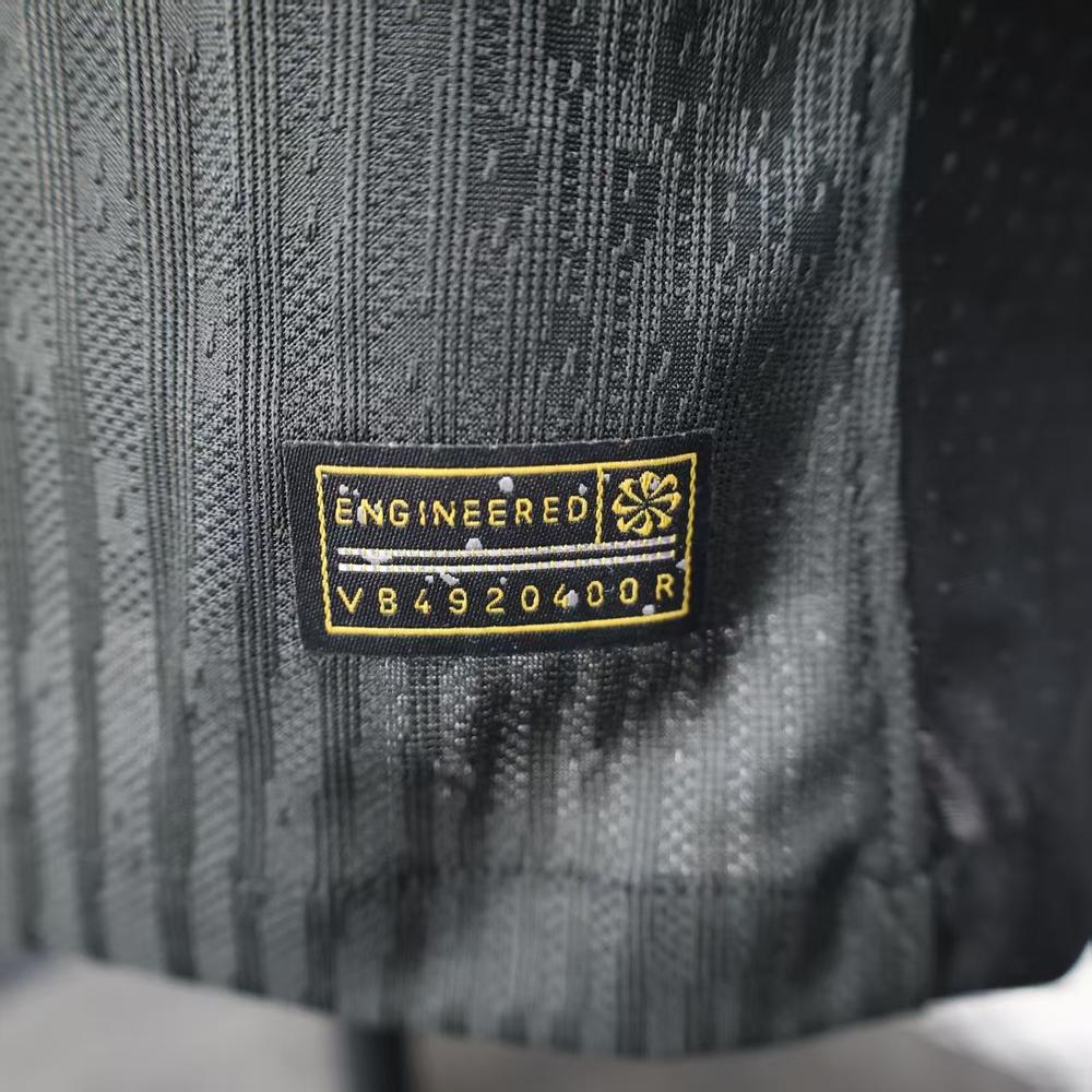 Player:Chelsea second away long sleeves - immagine 4