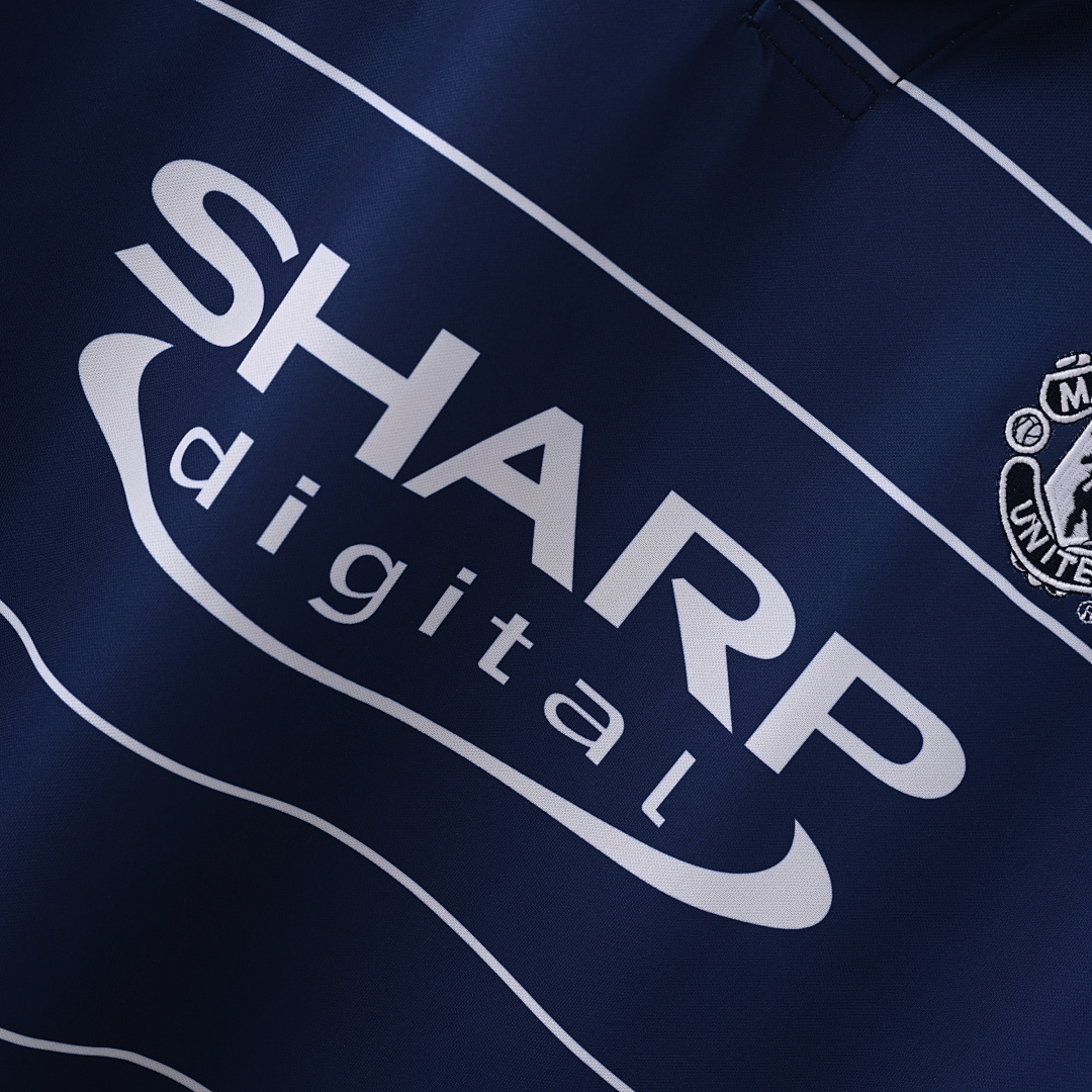 Manchester United away game in the 1999/00 season - immagine 4