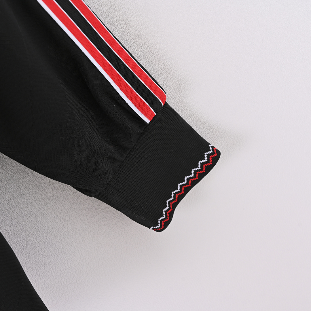 24-25 Manchester United retro black - immagine 4