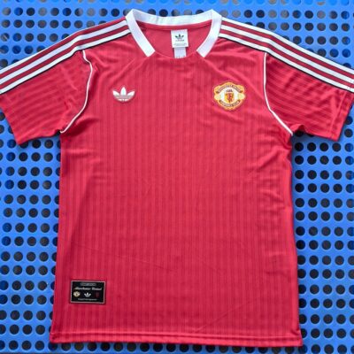 2025 Manchester United Retro T-Shirt Red