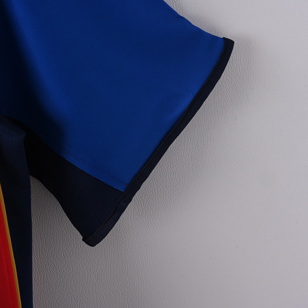 01-02Barcelona home court - Image 5