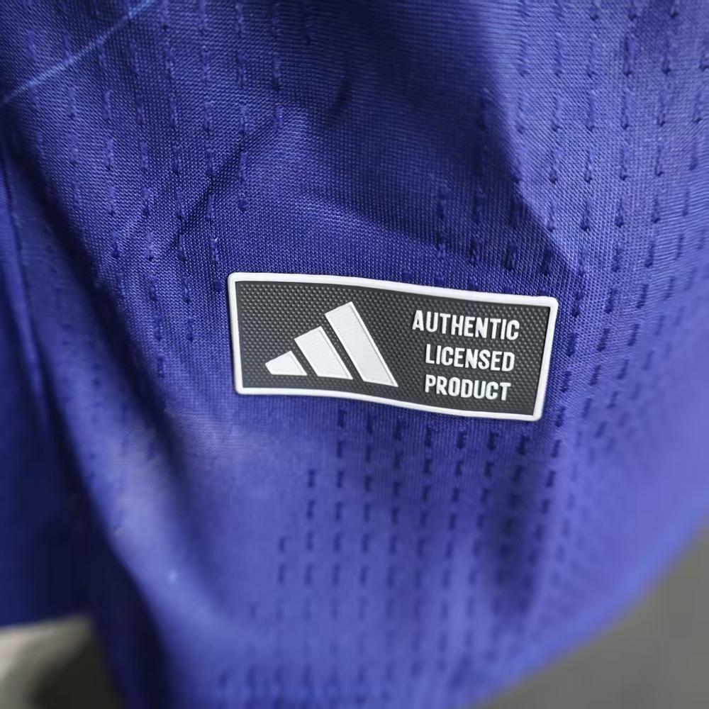 Players: 26 Japan Home - immagine 5