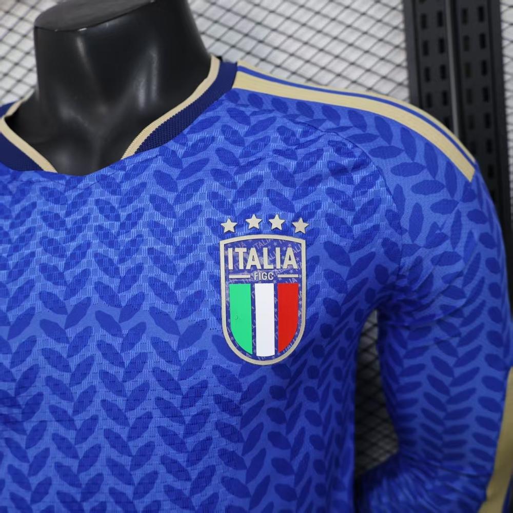 Player: 26 Italian main long sleeves - Image 6