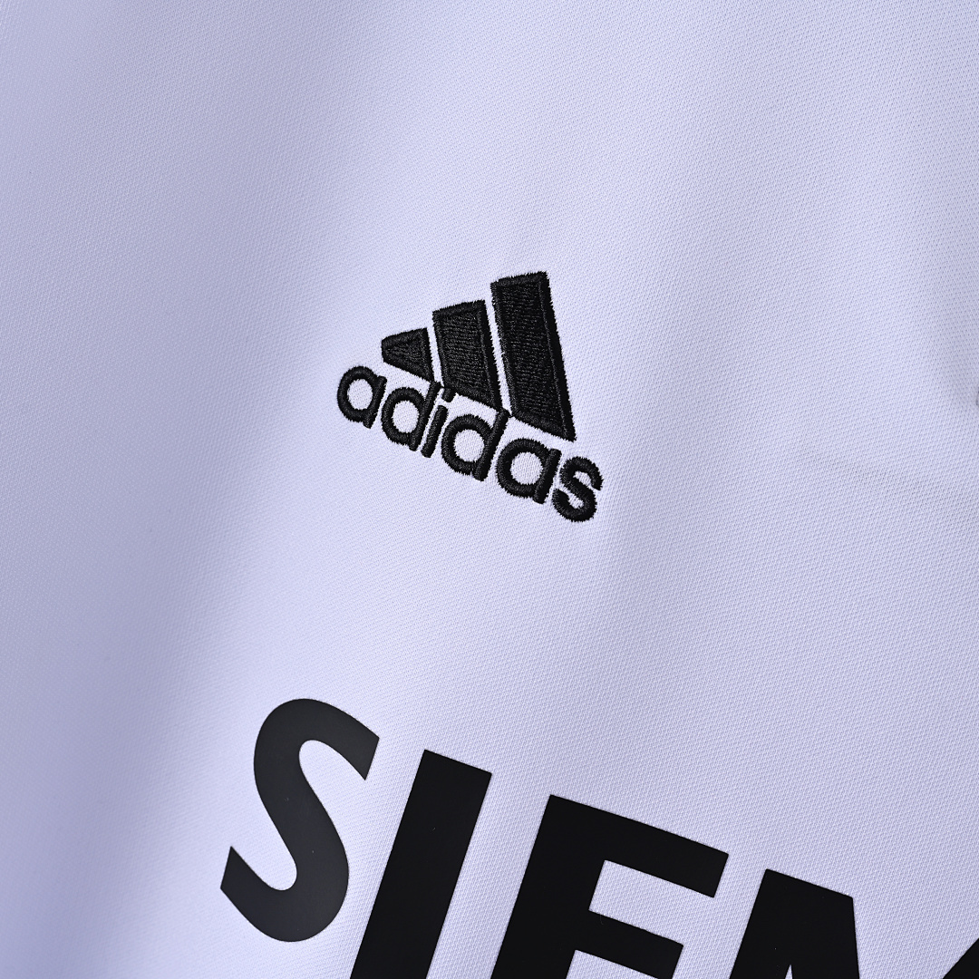 03-04 Real Madrid owner - Image 7