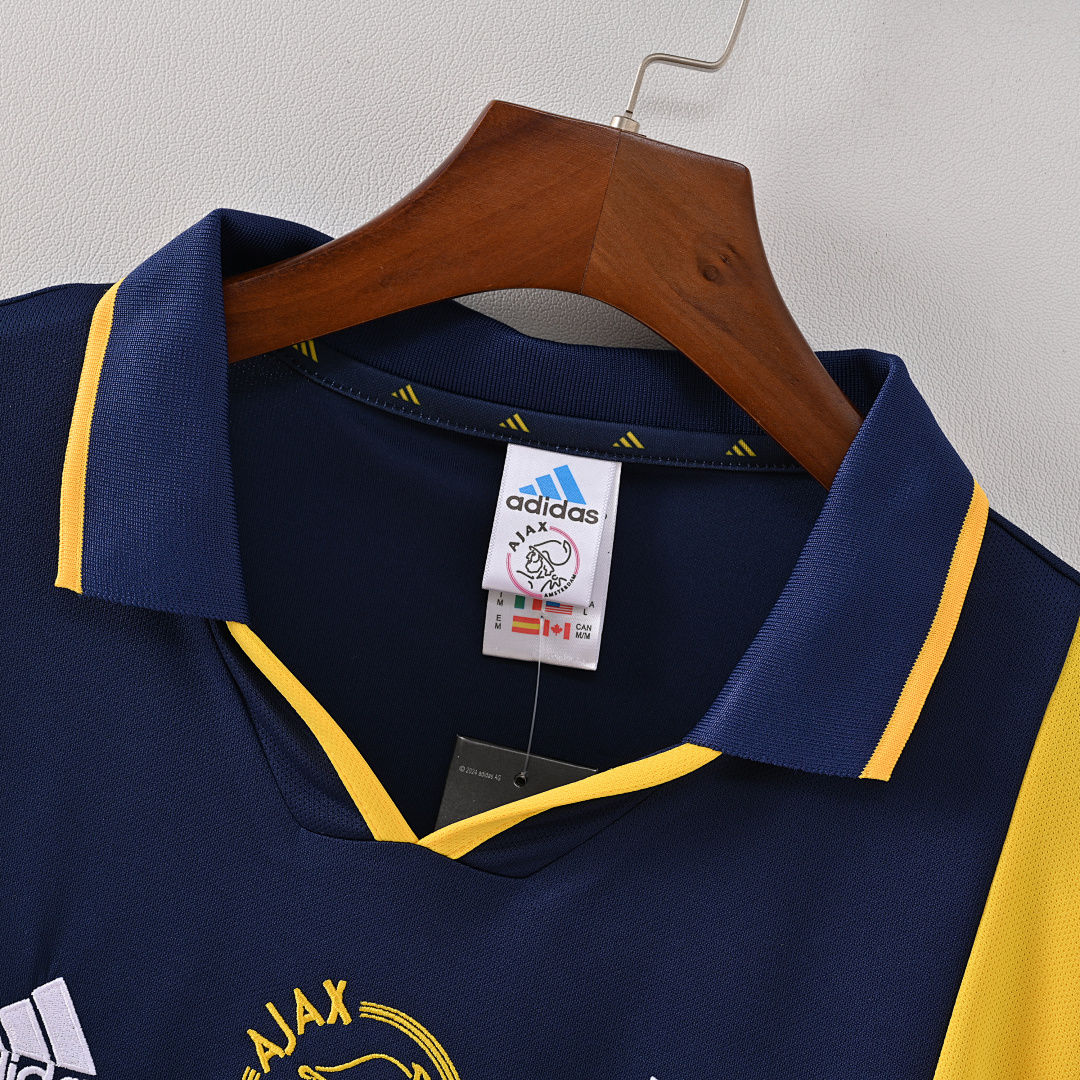 00-01 Ajax away game - immagine 8