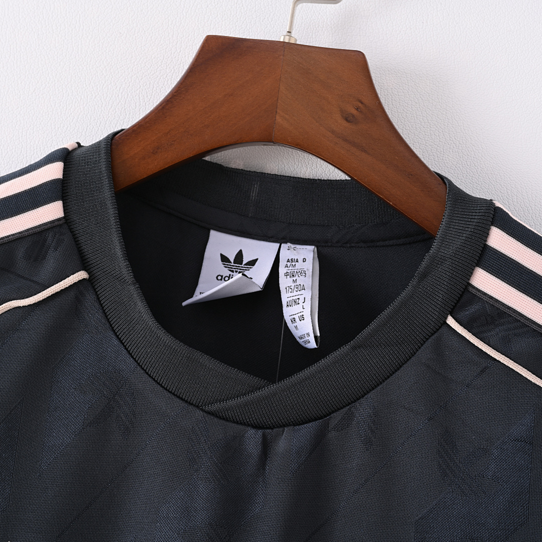 24-25 Real Madrid - Image 8