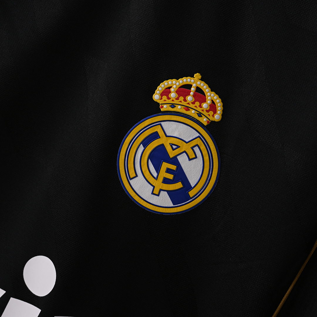 11-12 Real Madrid away - Image 8