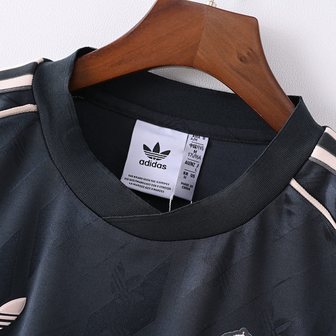 24-25 Real Madrid Retro - Image 8