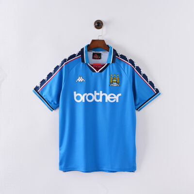 97-97 Manchester City home court