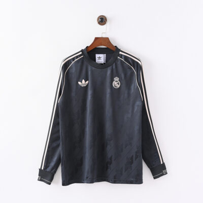 24-25 Real Madrid Retro