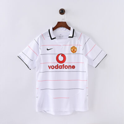 03/04Manchester United White Away