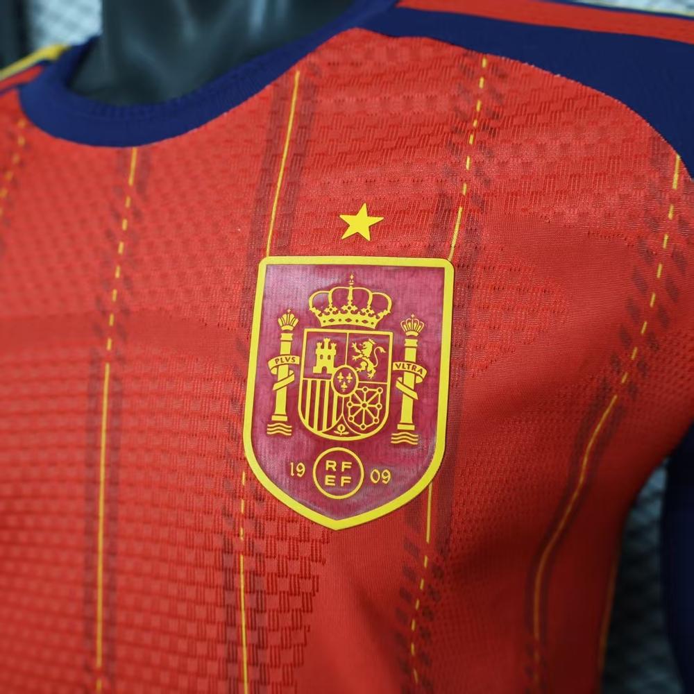 Players: 26 Spain main long sleeves - Image 9