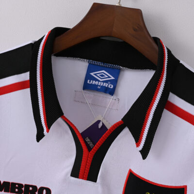 98-99 Manchester United away game