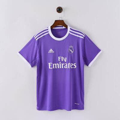 16-17 Real Madrid away game