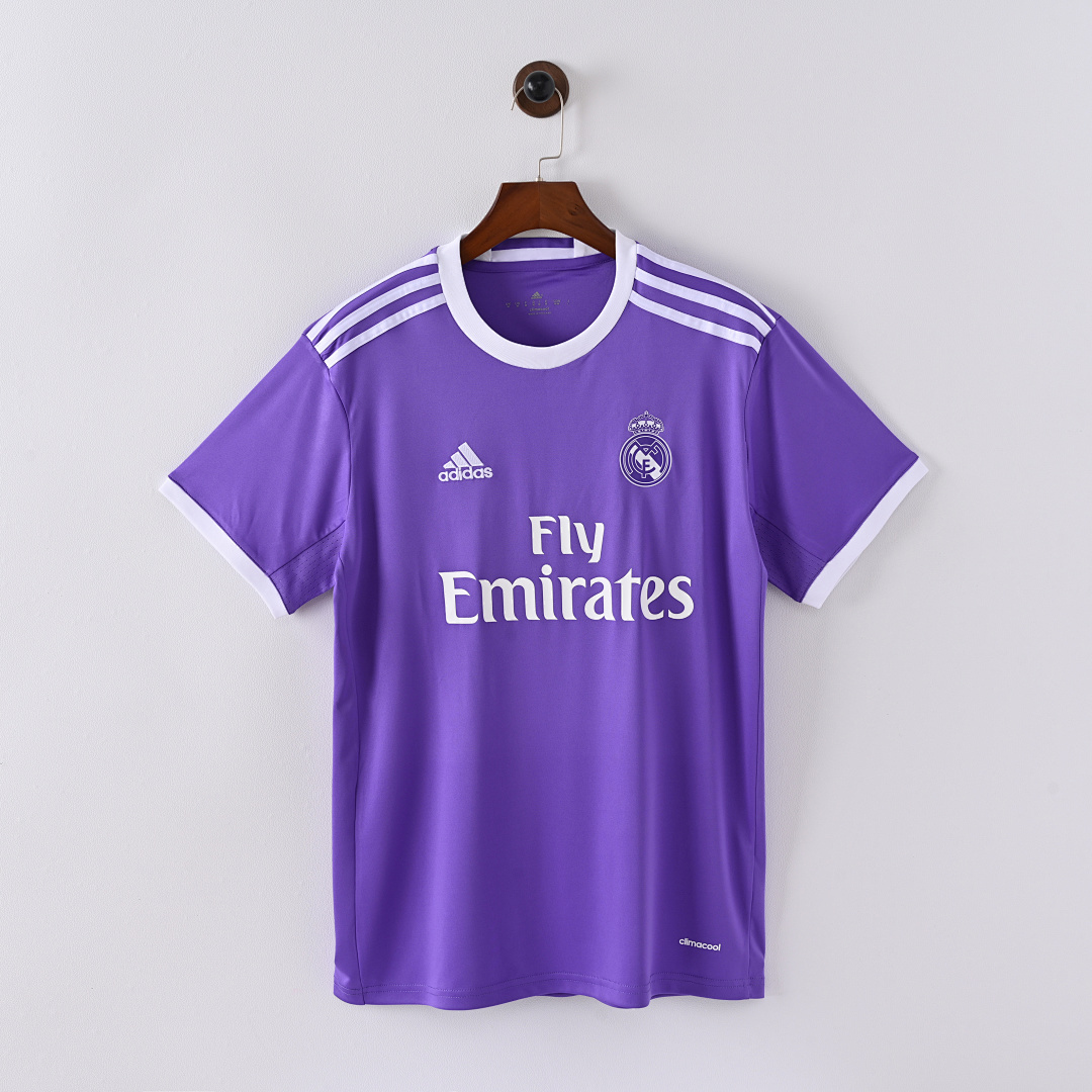16-17 Real Madrid away game