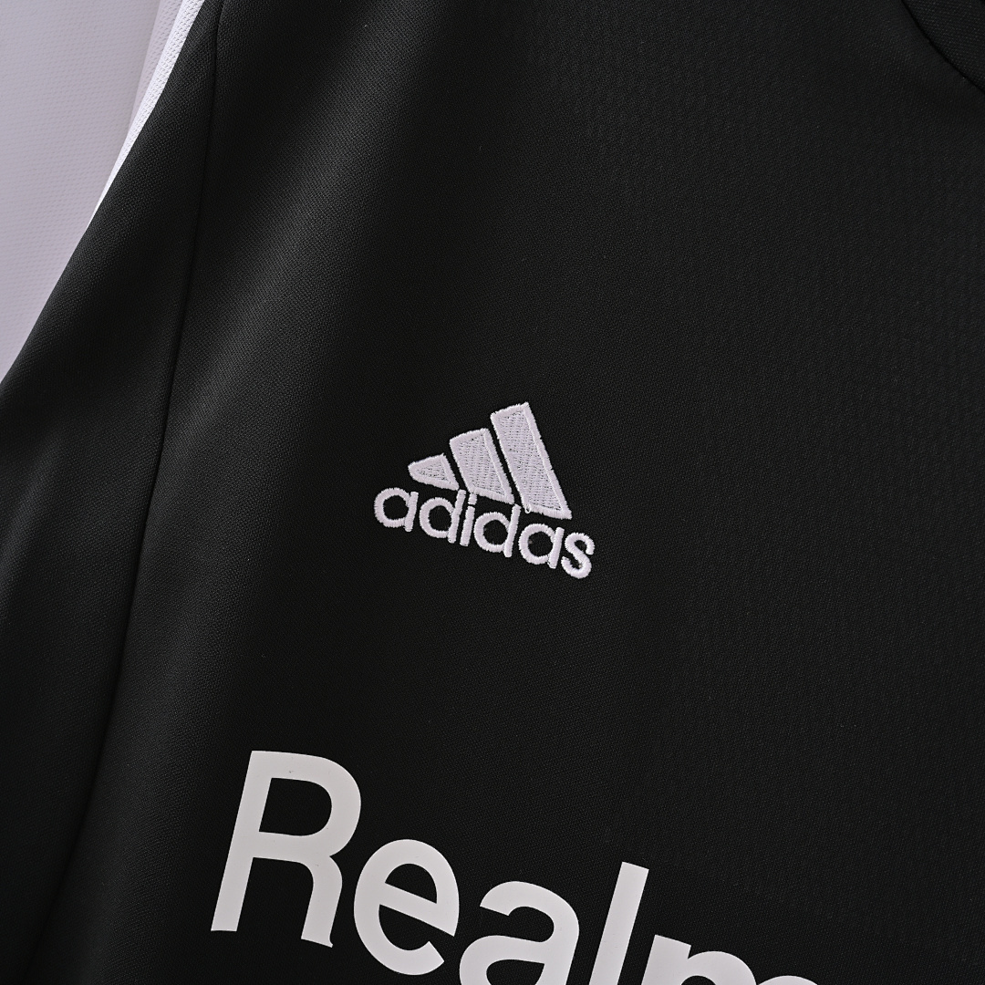 01-02 Real Madrid home court - immagine 10